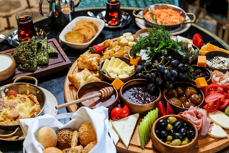 İstanbul'un Lezzet Durağı En İyi Sokak Lezzetleri ve Yemek Pazarları